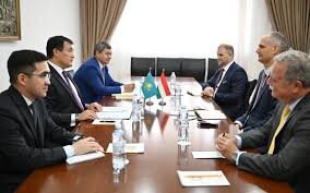 Kazakhstan and Hungary Explore Cooperation in AI, Innovation, and Education