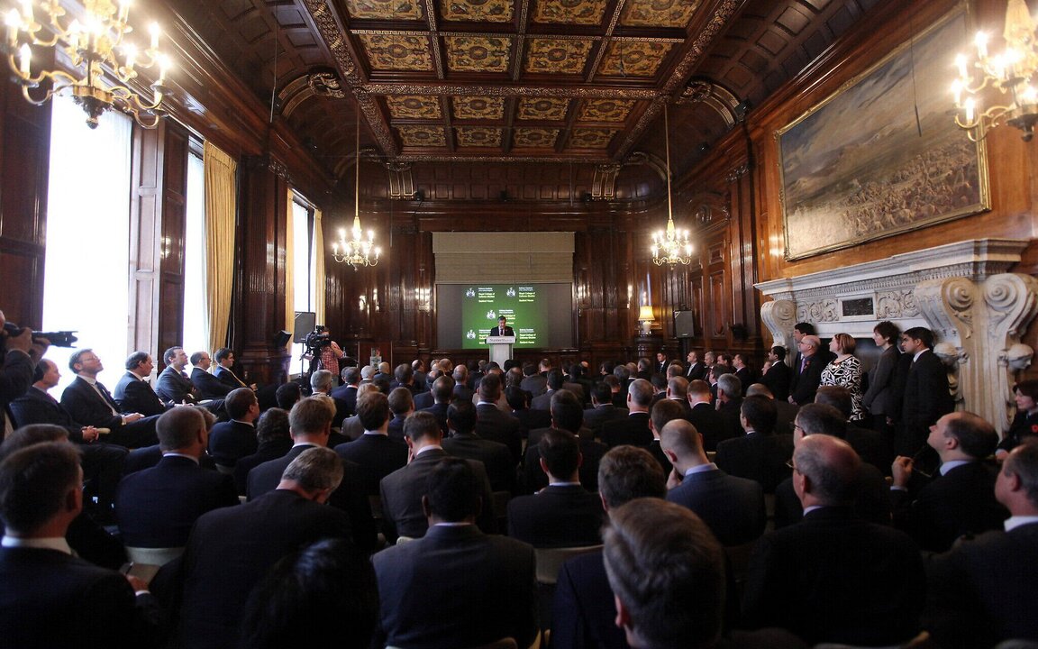 UK to Ban Israeli Cadets from Prestigious Defense Academy