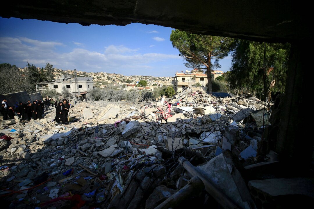Residents in Southern Lebanon Describe Hardships Under Occupation