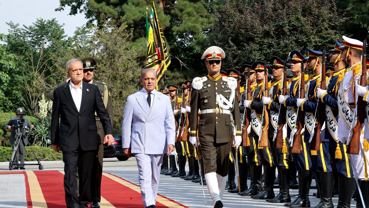 Analysts Warn of Iran’s Deepening Political Strains