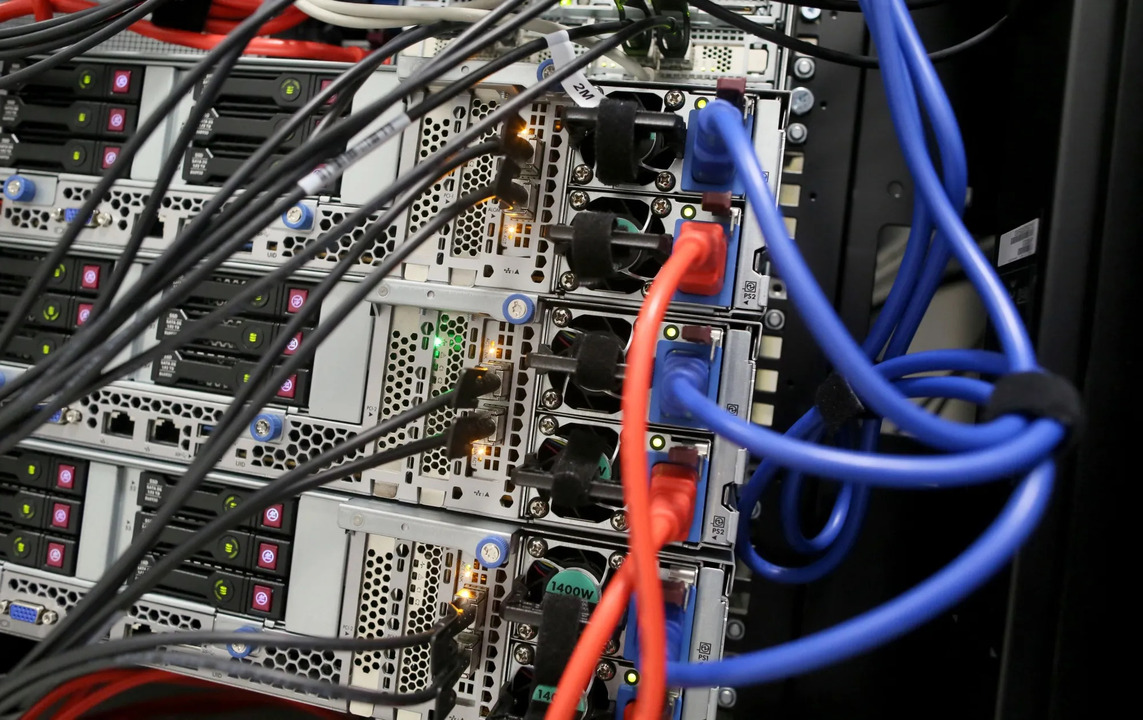 Ireland to Allow Data Centers to Link with Fossil Fuel Plants