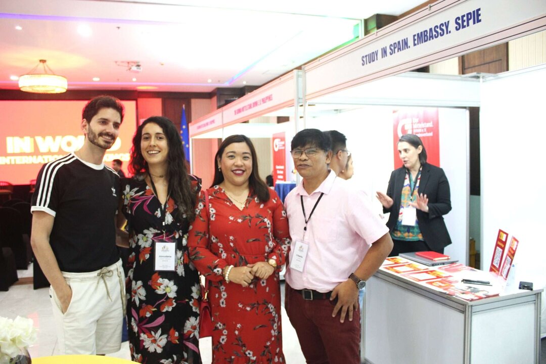 Philippines Showcased at Global Education Fair