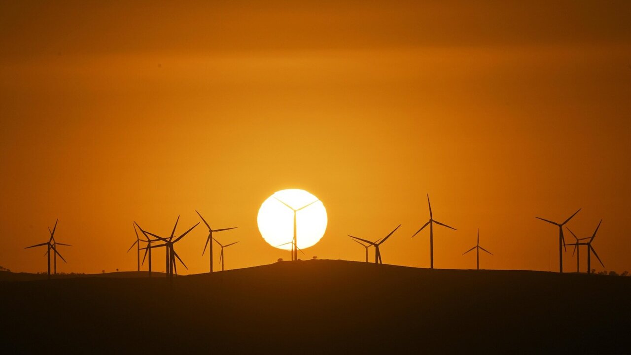 Australia Commits to 62% Emissions Cut by 2035