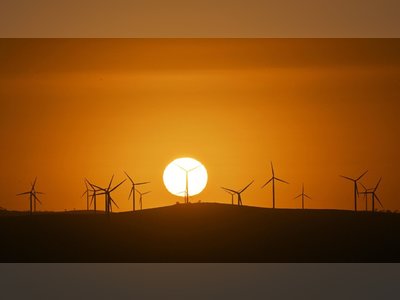 Australia Commits to 62% Emissions Cut by 2035