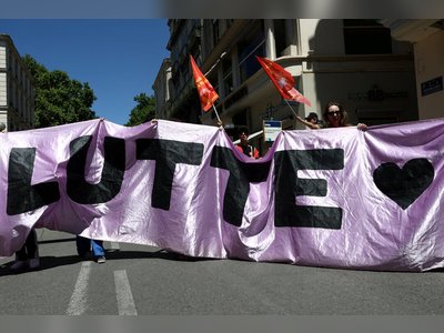 L'adhésion syndicale en France fait face à un fossé générationnel.