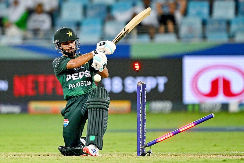 Pakistan Defeats UAE to Set Up Asia Cup Clash with India