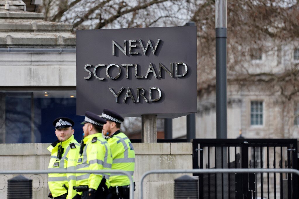 Britain Arrests Suspected Russian Saboteurs