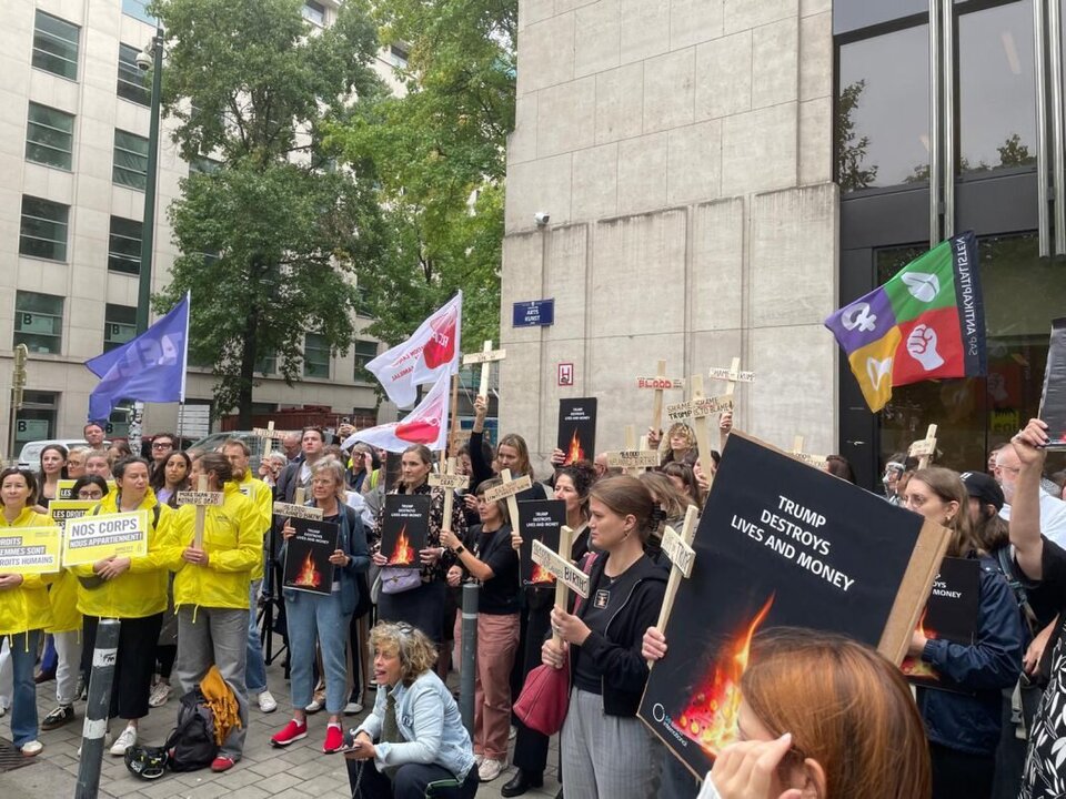 Protesters Demand Belgium Preserve $10 Million Contraceptive Stockpile