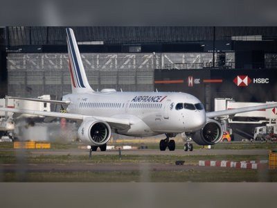 Une décision de justice ordonne le retour d'un migrant en France.