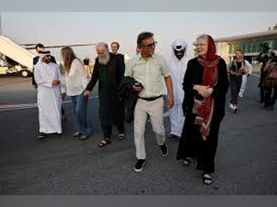 British Couple Freed by Taliban Arrive in Qatar