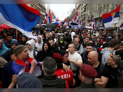 Protesti izazivaju ekonomske politike srpske vlade.