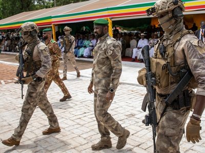 La France suspend sa coopération en matière de lutte contre le terrorisme avec le Mali.