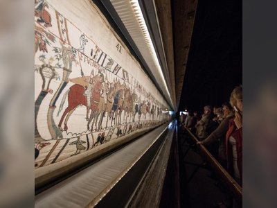 La Tapisserie de Bayeux quitte le musée avant un prêt au Royaume-Uni.