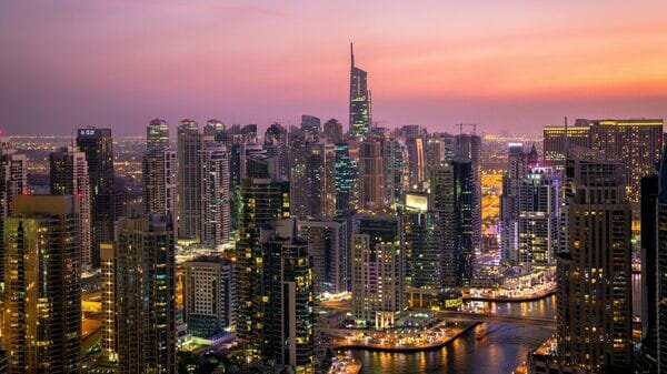 UAE Temporarily Halts Visas for Citizens of Nine Countries