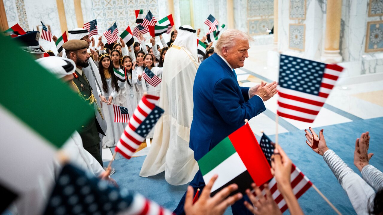 Report Links UAE AI Chips to Crypto Gains for Trump Associates