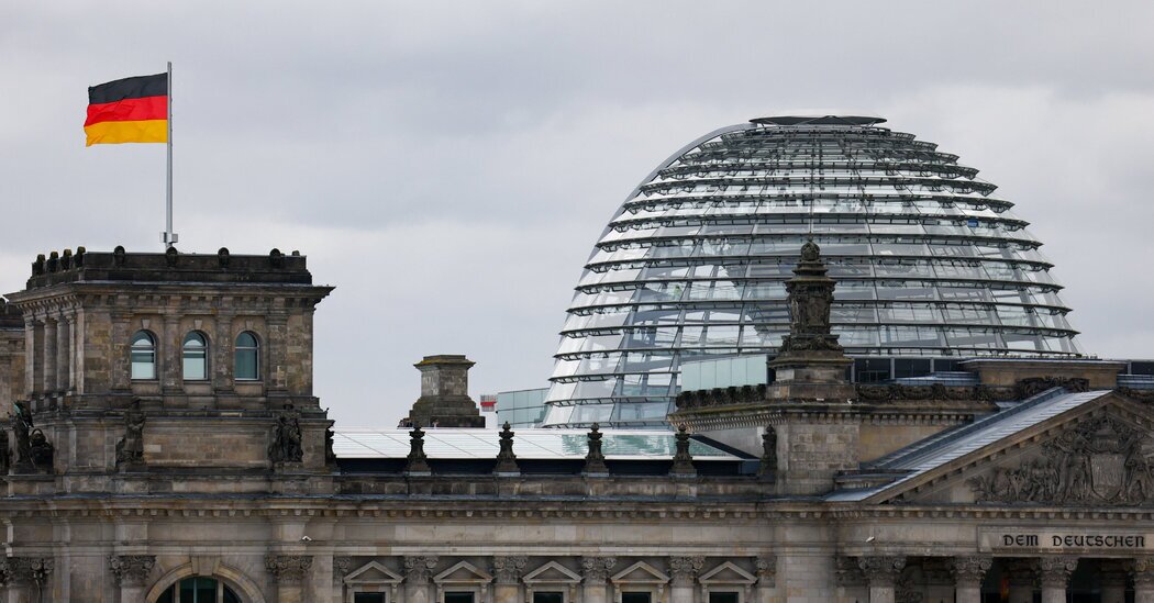 Germany Courts Indian Workers Amid U.S. Visa Uncertainty