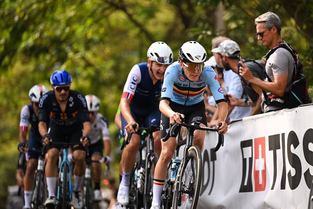 Cramps End Jarno Widar’s Medal Bid in Under-23 Road Race