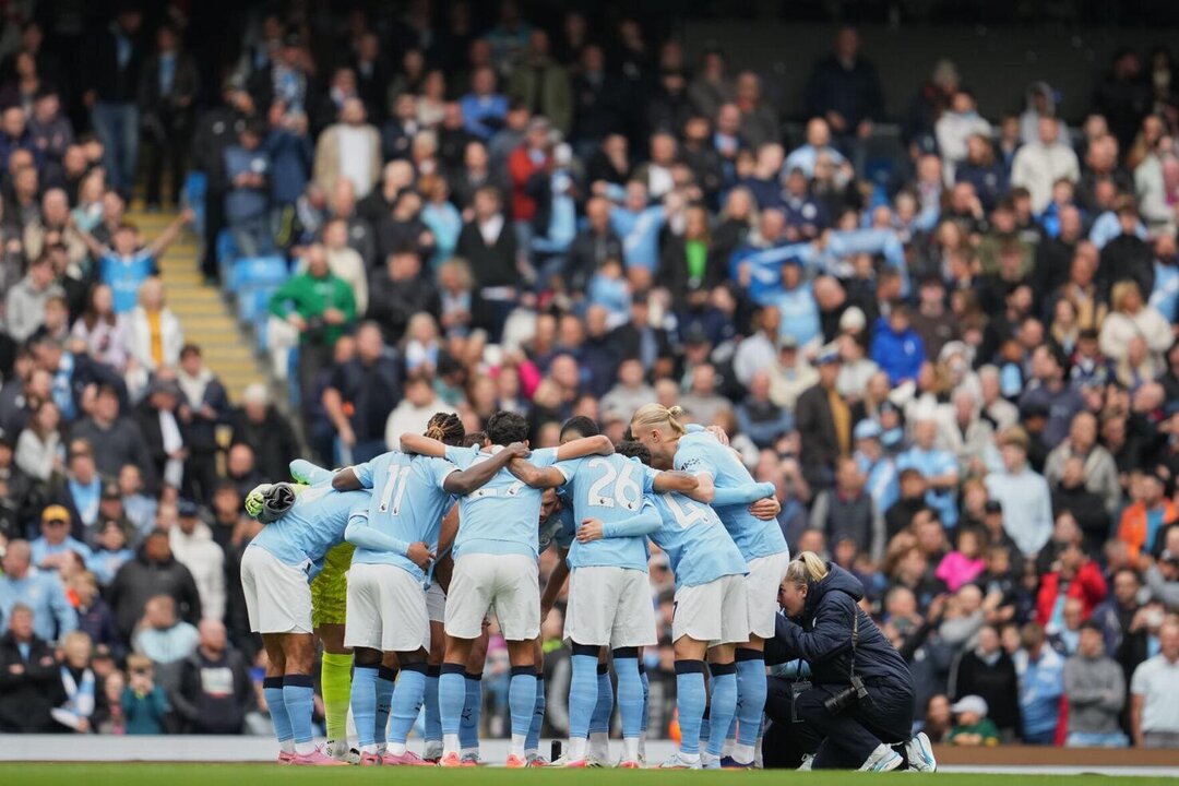 Premier League Action Highlights Britain’s Football Weekend