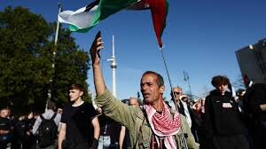 Mass Protest in Berlin Demands End to Israel-Hamas War