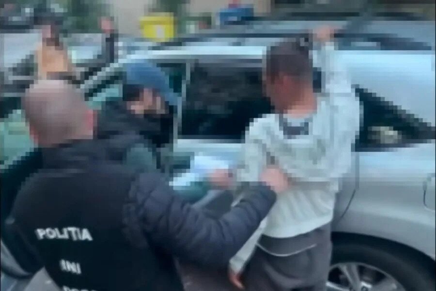 Bomb Threats Reported Amid Moldova’s Contentious Vote