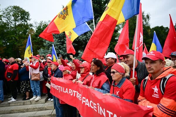 Moldovans See Election as Choice Between Russia and EU