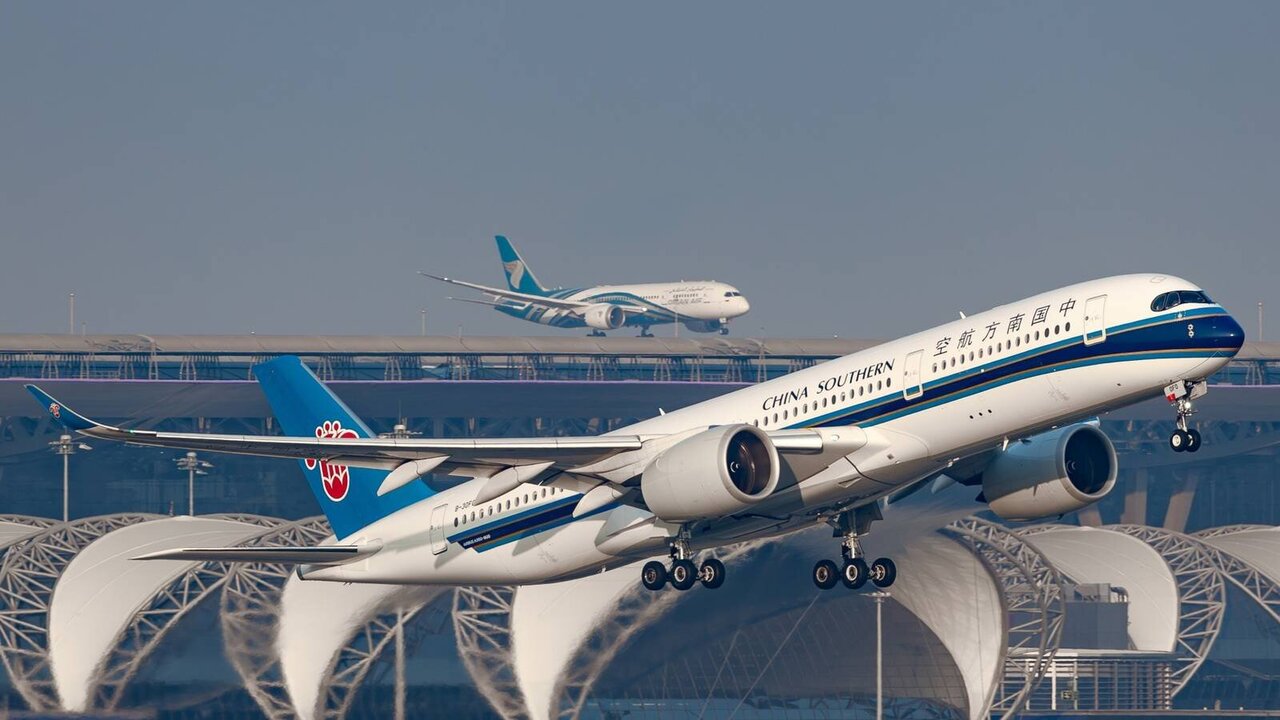 Chinese Airlines Pay $22 Million Annually in Russian Air Traffic Fees