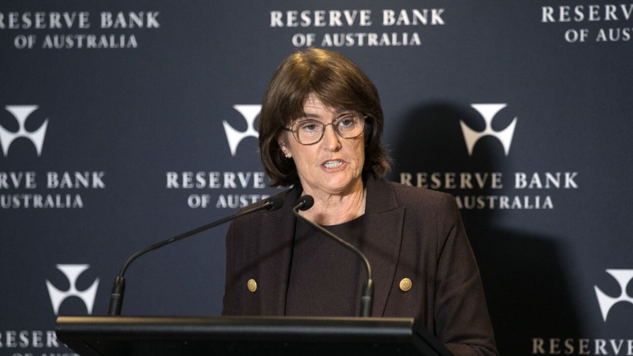 Australia Holds Interest Rates Steady Amid Inflation Concerns
