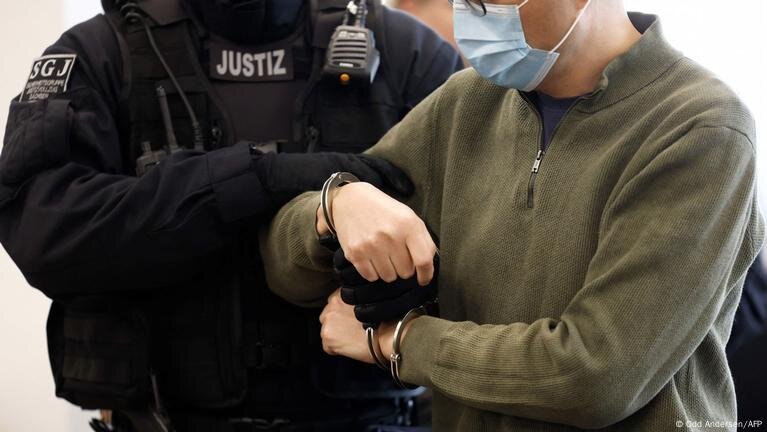 Ex-AfD Aide Convicted of Spying for China