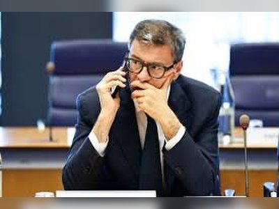 Italy Nears EU Deficit Limit