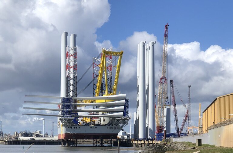 Britain Runs on 100% Clean Power for Record 87 Hours