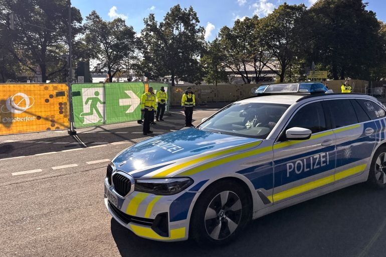 Munich Oktoberfest Suspended After Bomb Threat