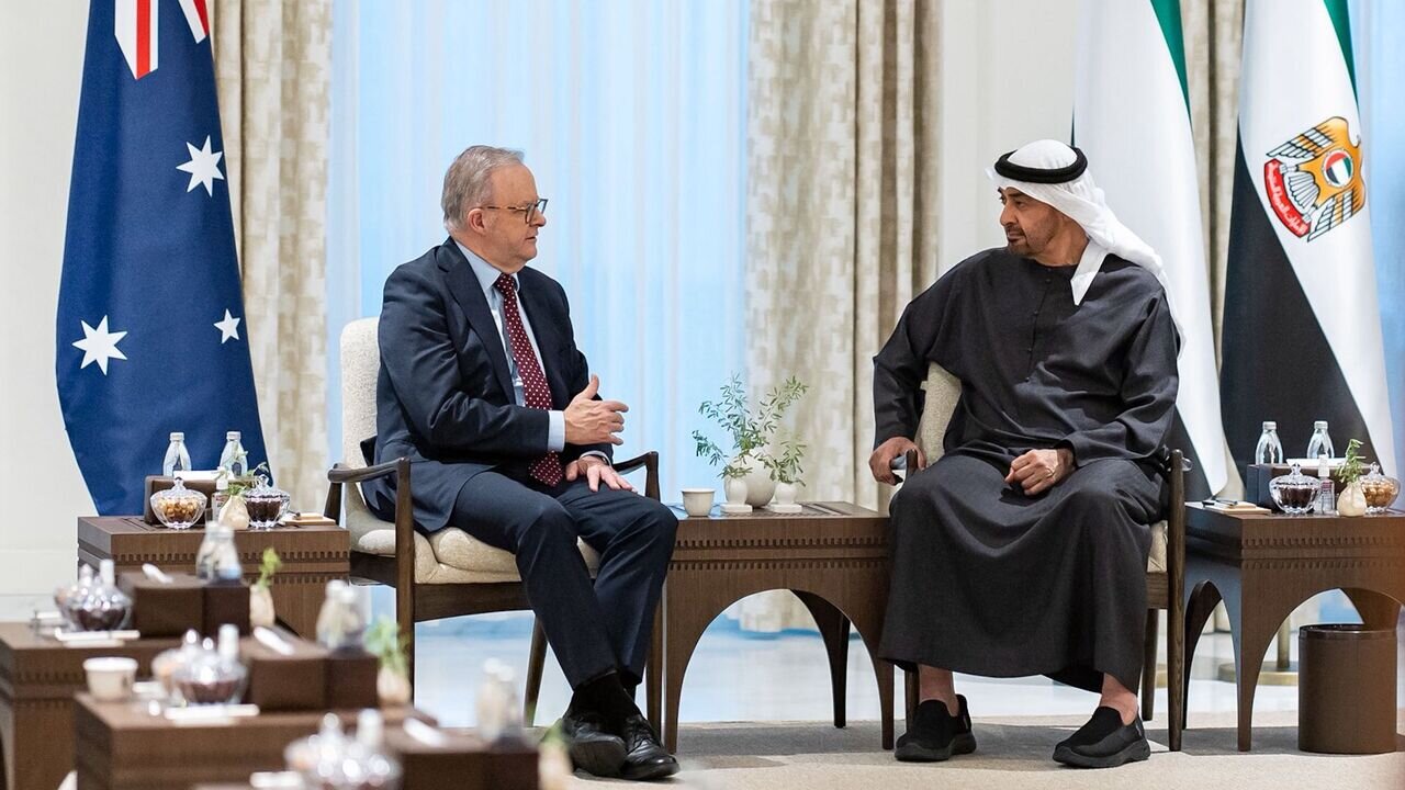 الإمارات توسع روابط التجارة مع آسيا