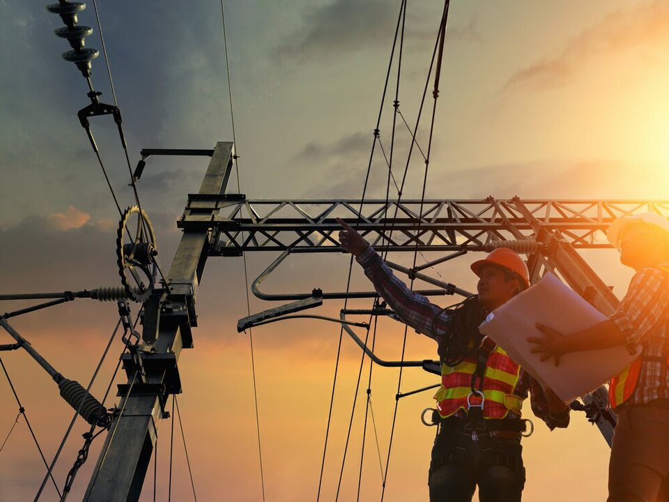 Bidders Line Up for Panama Power Distributor Shares