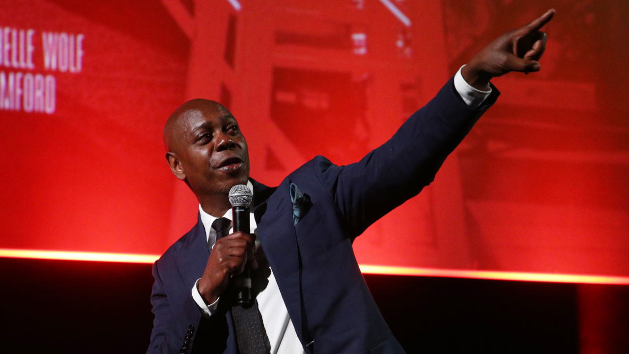 Dave Chappelle Jokes About Censorship in Saudi Arabia