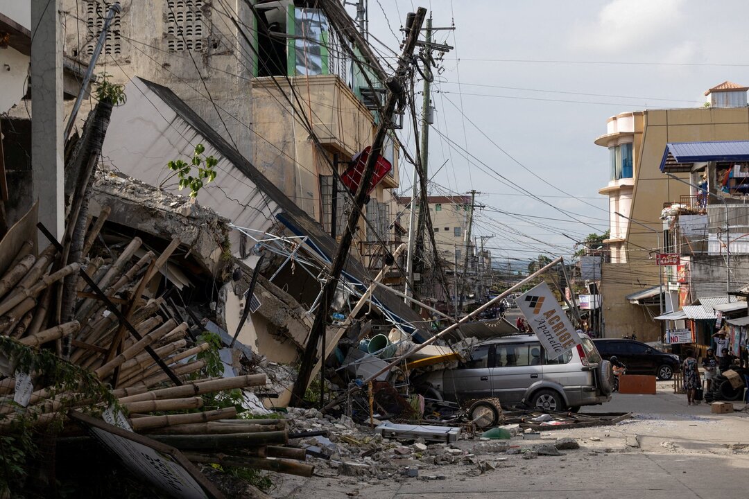 Philippines Hit by Deadliest Earthquake in More Than a Decade
