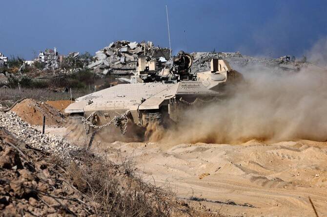 Trump Envoys Head to Egypt as Hamas Agrees to Free Gaza Hostages