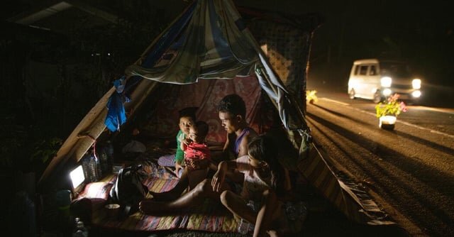 Philippine Earthquake Survivors Found Trapped in Collapsed Homes