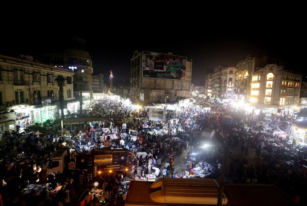 Egypt’s Non-Oil Private Sector Sees Continued Contraction