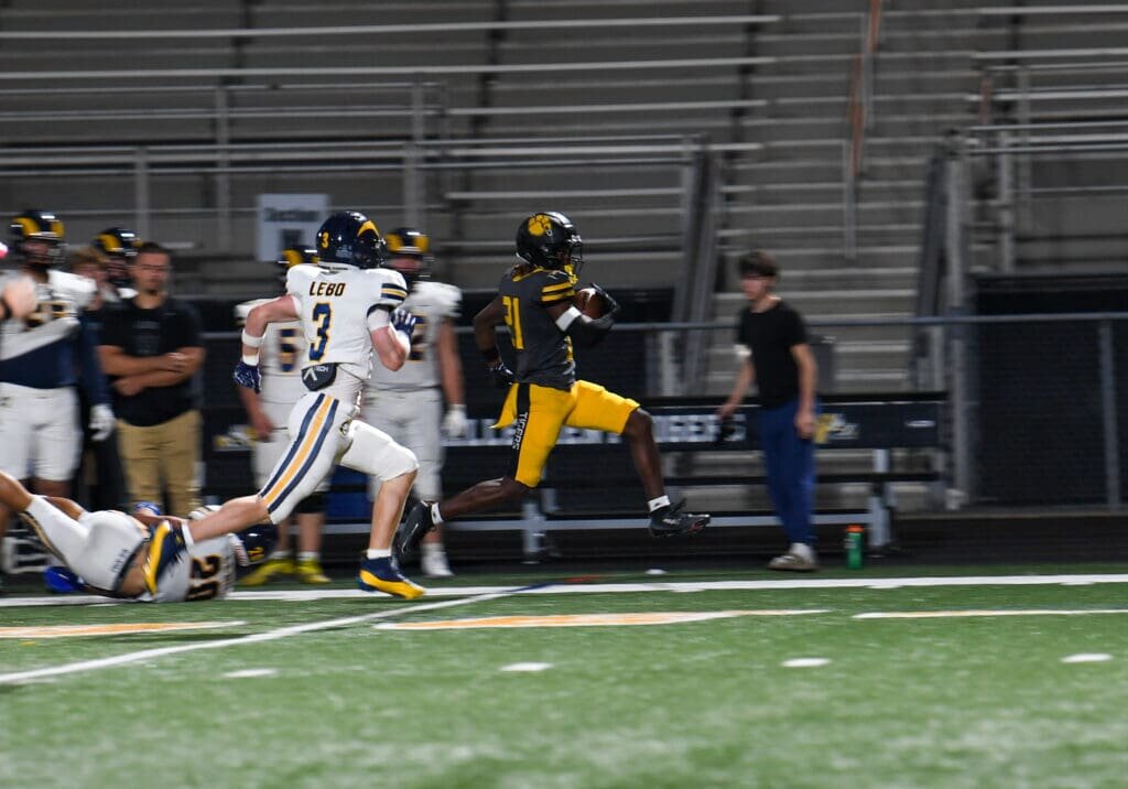 North Allegheny Secures 28-19 Victory Over Mt. Lebanon