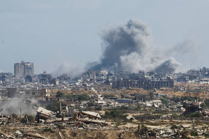 Israel Strikes Continue as Palestinians Pin Hopes on Trump Peace Plan