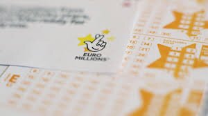 UK Ticket Holder Claims £26 Million EuroMillions Jackpot