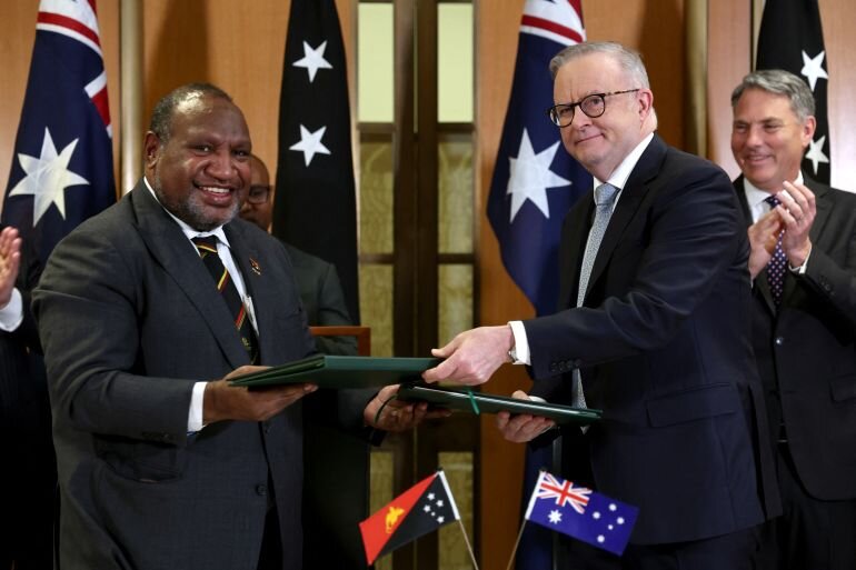 Australia and Papua New Guinea Sign Mutual Defence Treaty