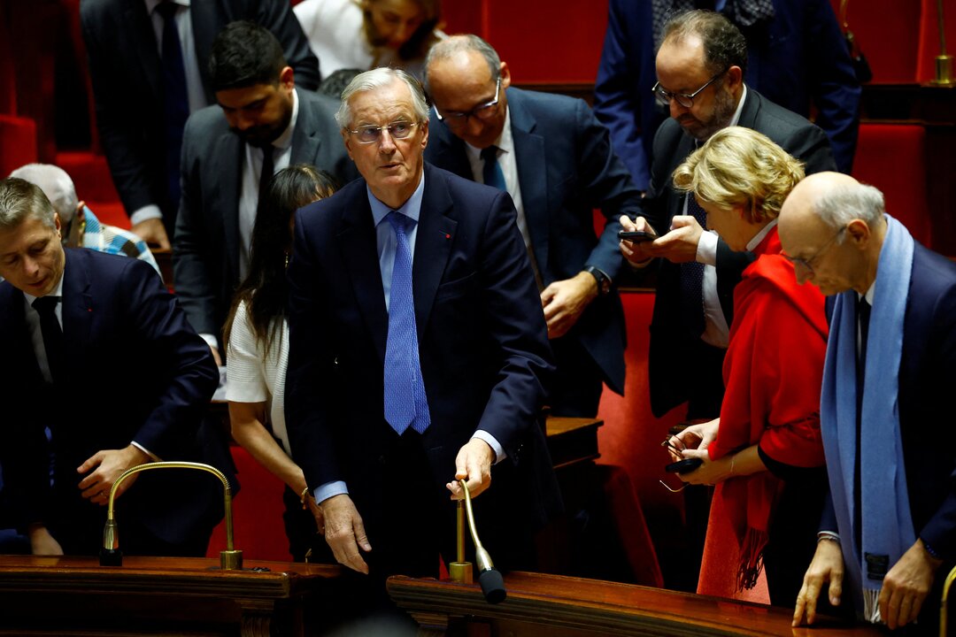 France Plunges Into Political Turmoil as Government Collapses Within Hours