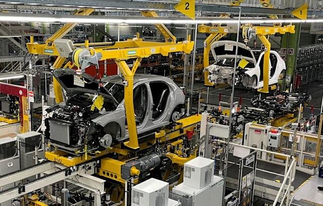 Germany’s Industrial Orders Fall for Fourth Consecutive Month