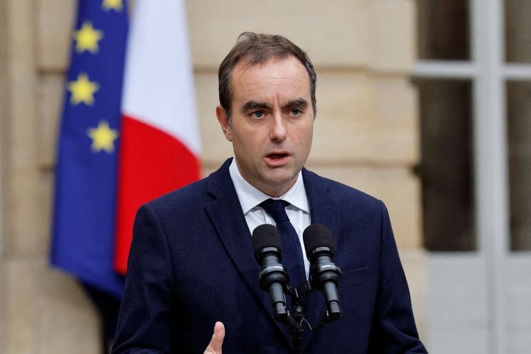 Outgoing French Prime Minister Hints at Budget Deal Despite Political Turmoil