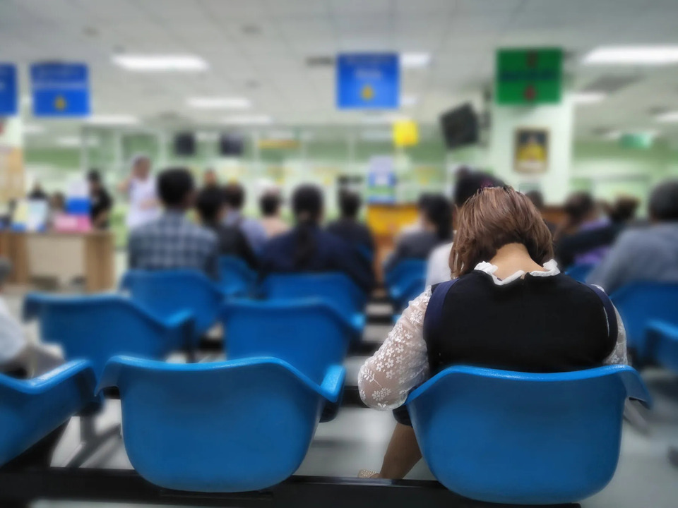 Cancer Waiting Times in UK Remain Under Pressure