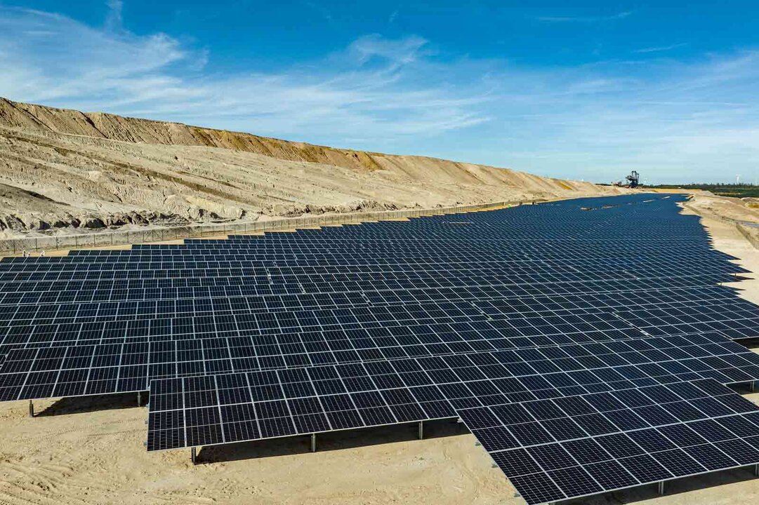 Federal Agency Awards 490 Megawatts of Solar-Plus-Storage Projects in Germany