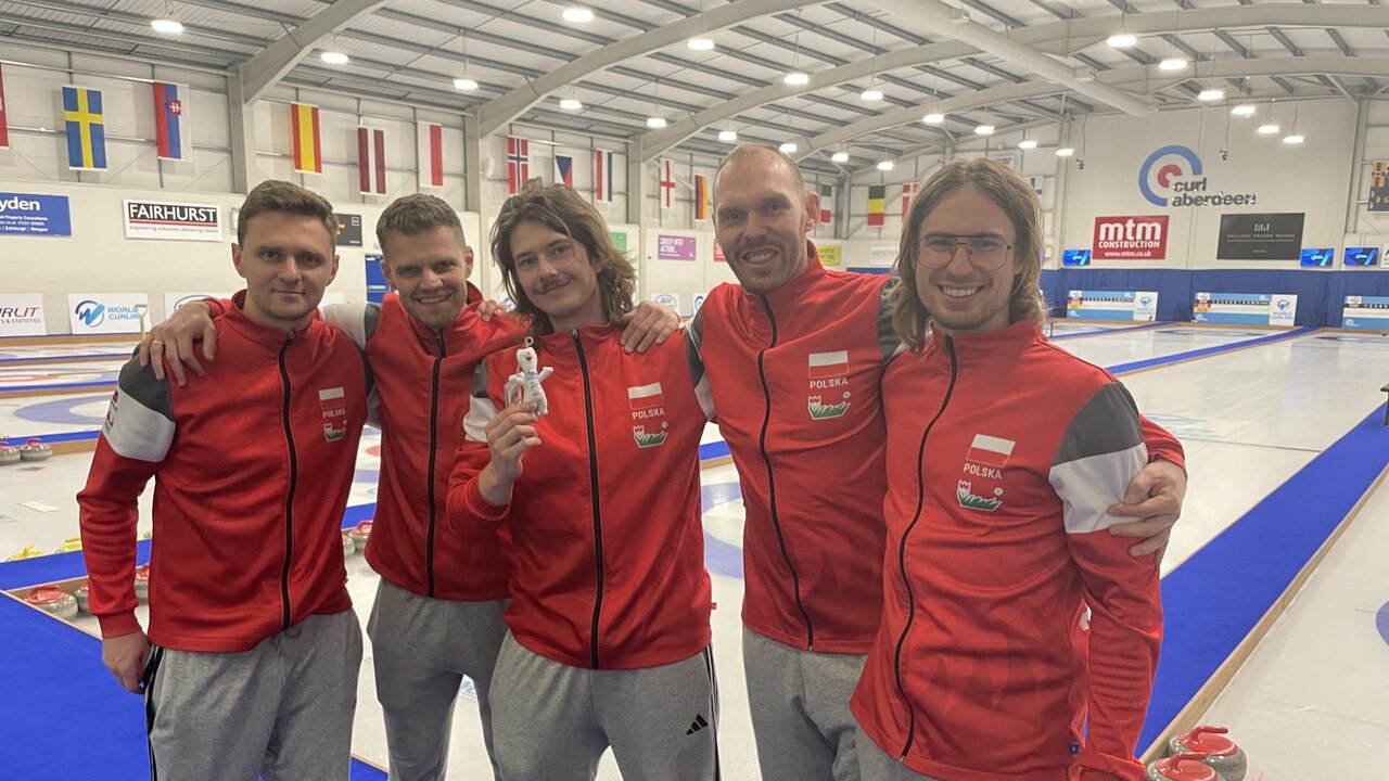 Australia Qualifies for Olympic Curling Event