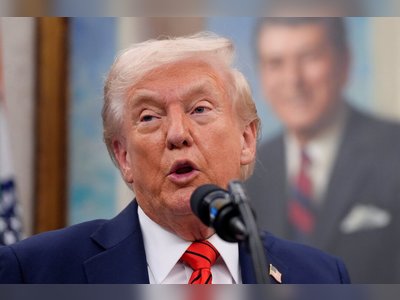 Trump Announces Funds Identified to Pay Military During Shutdown