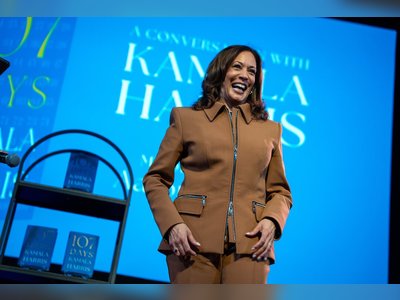Kamala Harris Draws Sold-Out Crowds in D.C. During Book Tour